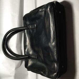 DANIER VINTAGE TRIPLE ZIP BLACK GENUINE LEATHER HANDBAG